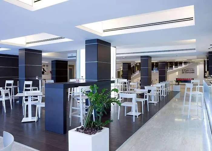 Hotel Wyndham Midas