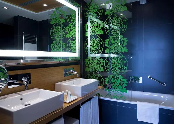Wyndham Midas Hotel 4*
