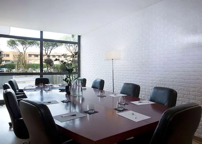 Hotel Wyndham Midas 4*